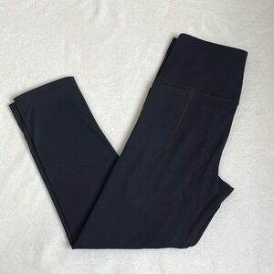 Under Armour Women’s Fitted Athletic Capri Leggings Size XS